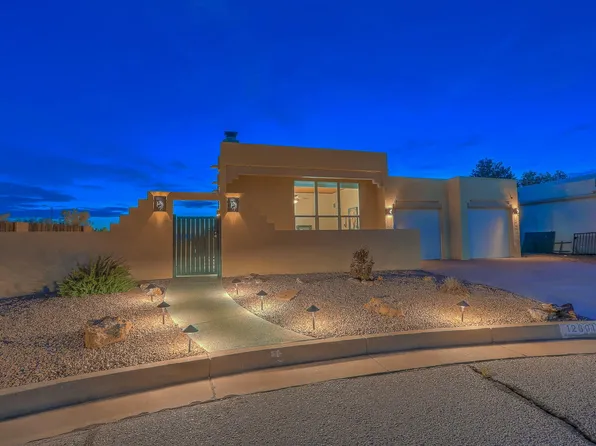 12601 Carmel Ct NE, Albuquerque, NM 87122