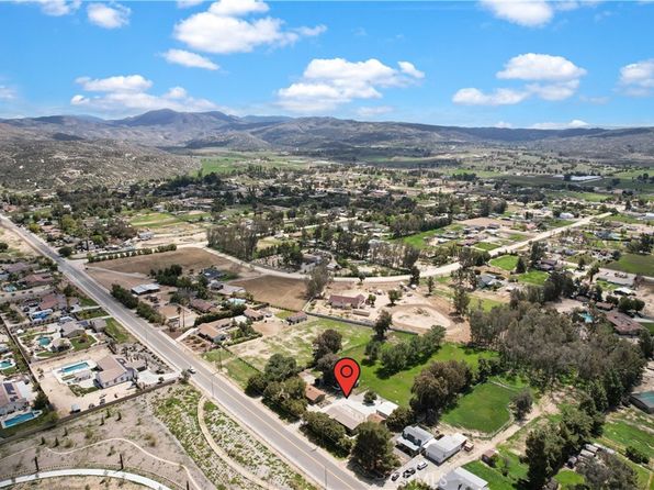 39805 Newport Rd, Hemet, CA 92543