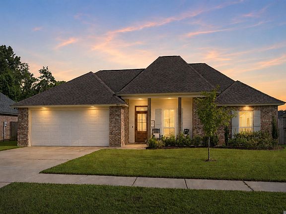 2nd image of 883 Piney Grounds Dr