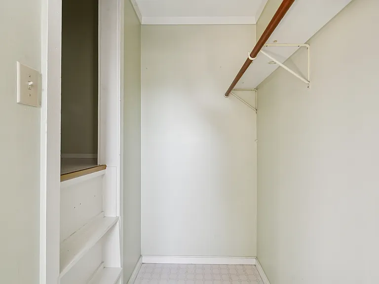2328 Bartlett St — Photo 19