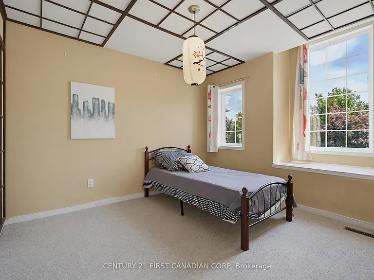 761 Blacksmith St — Photo 22