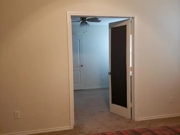 MBR doors open to extra room .