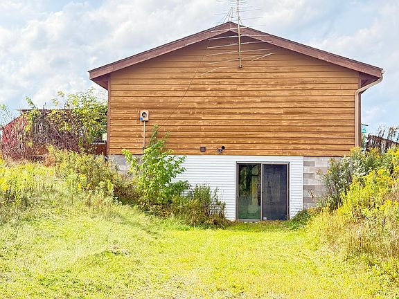 5th image of 2952 90th St