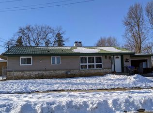 402 N Beech St, Black Creek, WI 54106