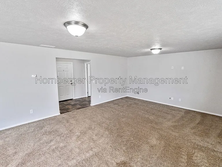 1915 W Jay Ave — Photo 5
