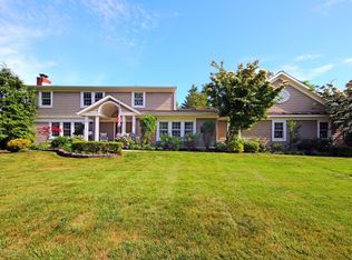 10 Roger Ave, Lincroft, NJ