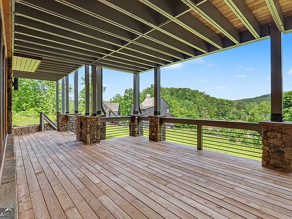 35th image of 140 Cove View Ln