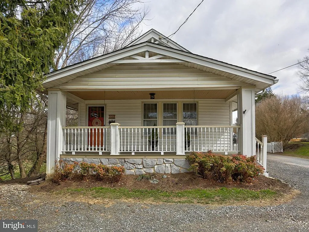 123 Lampeter Rd photo 1