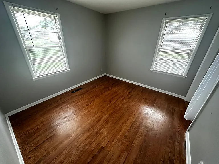 3404 Doniphan Ave — Photo 6