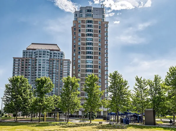 1 Lee Centre Dr #1002, Toronto, ON M1H 3J2