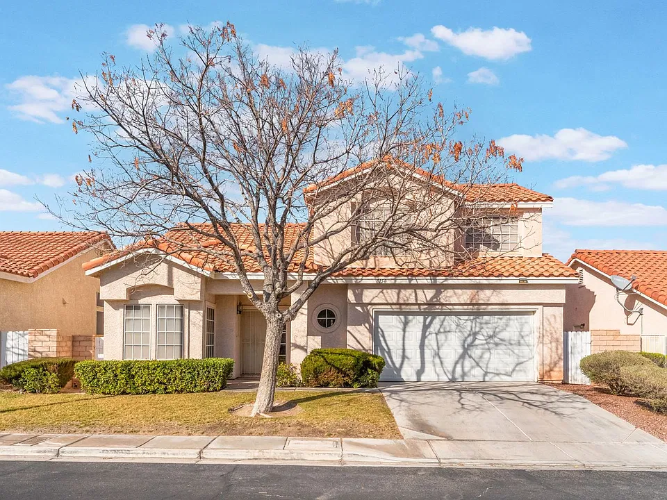8150 Canto Ave