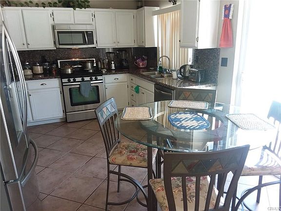 3rd image of 12891 Berrydale St