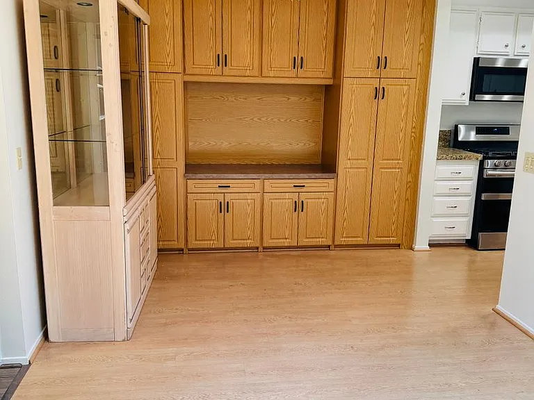 8933 Modesto Cir #1215B — Photo 6