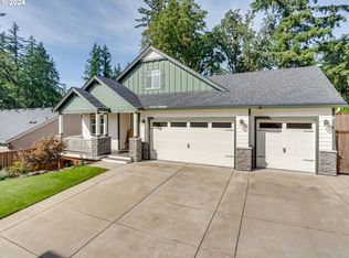 15933 Hunter Ave, Oregon City, OR 97045
