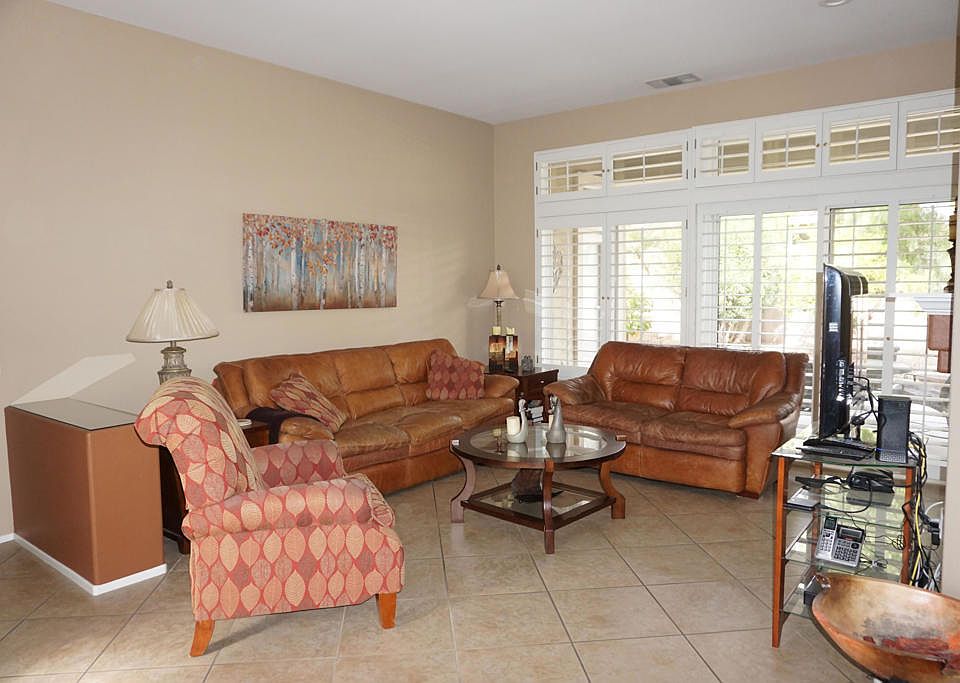 1st image of 78590 Pleasant Dr