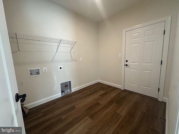 5th image of 24214 Alice Springs Ln