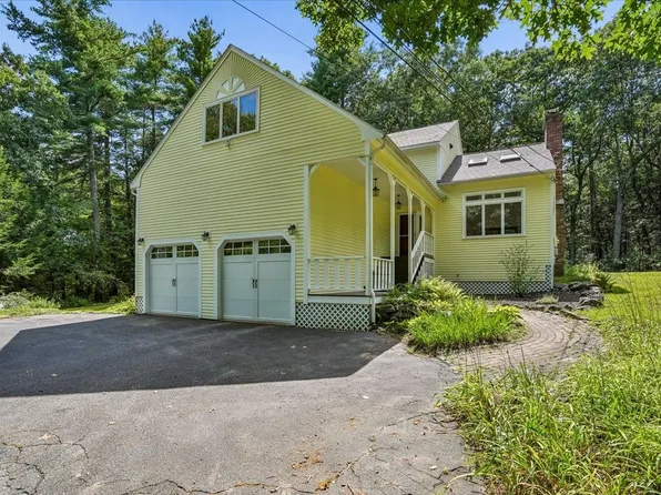 10 Standish Way, Amherst, NH 03031