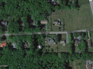 423 Hemlock Dr, Kunkletown, PA 18058