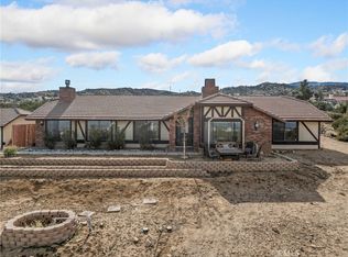 3061 Arrowhead Dr, Pinon Hills, CA 92372