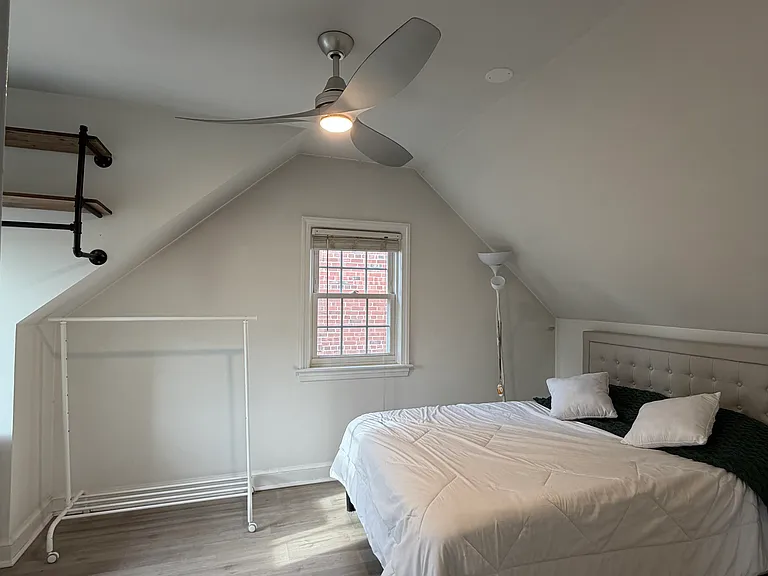 5010 Massachusetts Ave NW — Photo 11