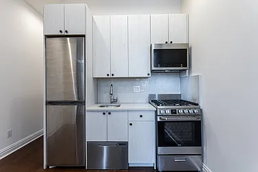 Rented by Platinum Properties