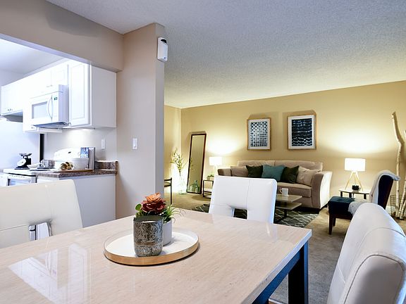2nd image of 444 Saratoga Ave APT 25-L