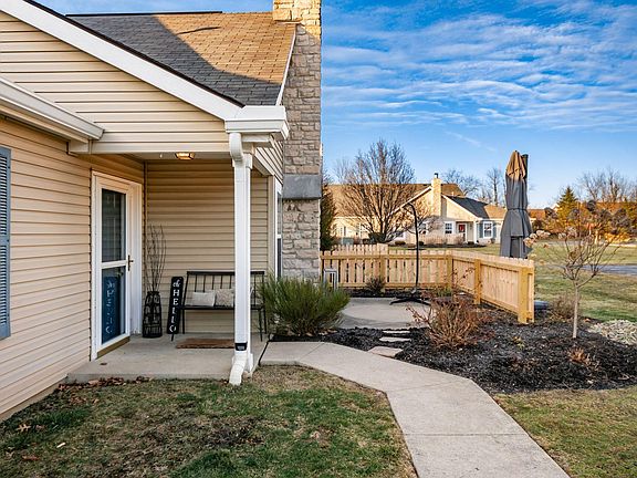 3rd image of 676 Wadebridge Dr #5-A