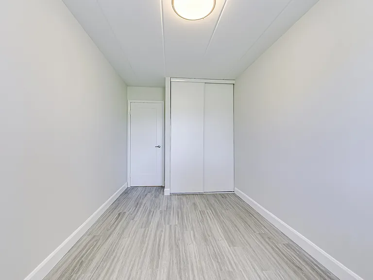 242 Linwell Rd — Photo 15