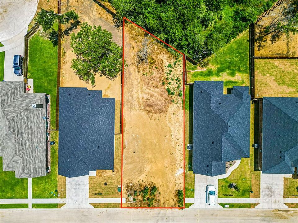 1st image of 105 Randal Row