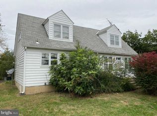 9212 Ox Rd, Lorton, VA 22079