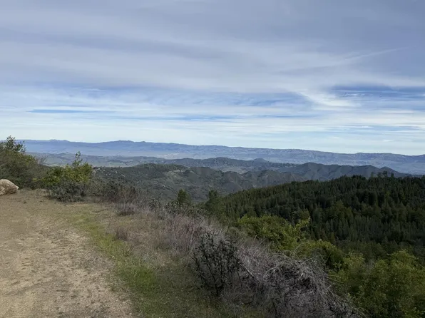 924 Croy Ridge Rd, Gilroy, CA 95020