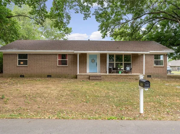923 Harrell St, Alma, AR 72921