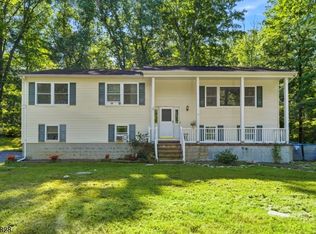 8 Ridge Rd, Independence Twp., NJ 07840