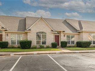108 Fraternity Row, College Station, TX 77845