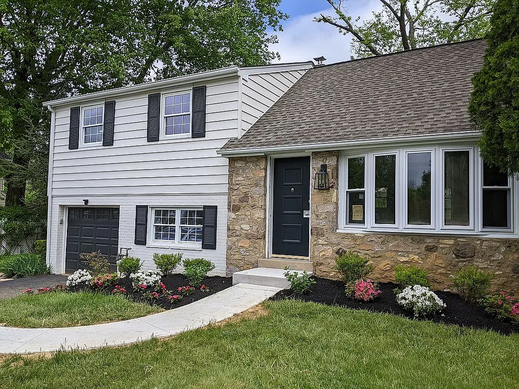 1602 Cherry Ln photo 1