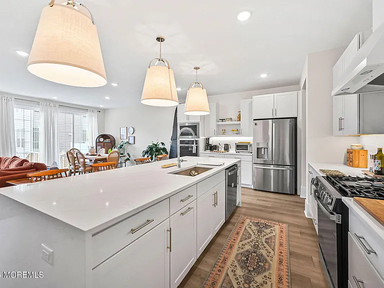4039 Heron Dr — Photo 15