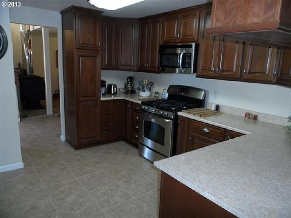 5th image of 435 Teakwood Dr