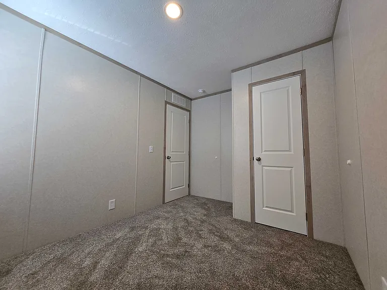 29800 Guilford Cir #209 — Photo 28