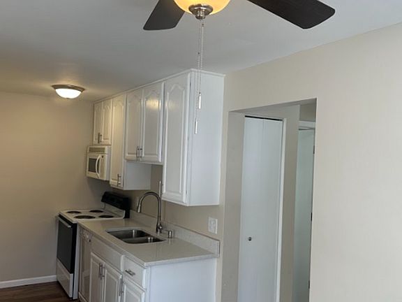 3rd image of 1650 10th Ave APT 3