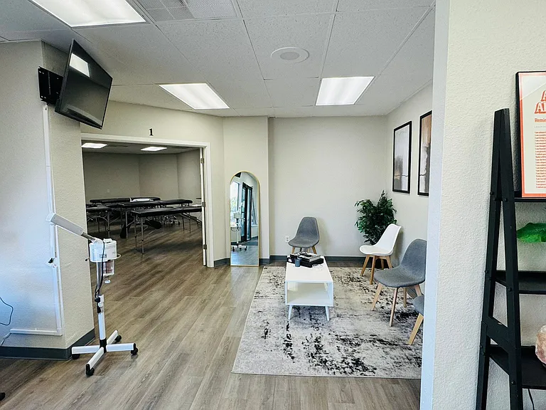 3030 W Clearwater Ave #200 — Photo 8