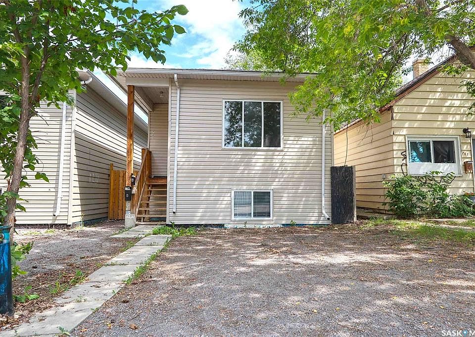 1st image of 741 GARNET STREET