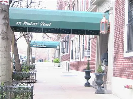 Rented by Metropolitan Res. Partners | media 18