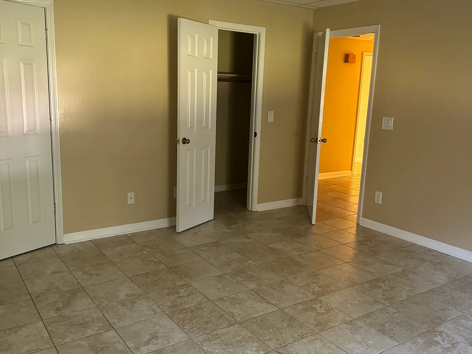 2 bed, $1,500 — Photo 2
