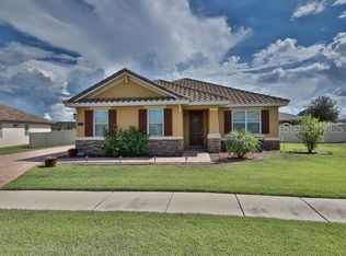 208 Messina Pl, Howey In The Hills, FL 34737