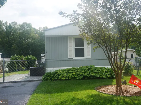 20 Maryanne Ave, Stafford, VA 22554