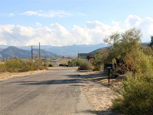 4838 Avenida La Mirada #26, Joshua Tree, CA 92252