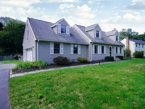 167 Slater St, Attleboro, MA 02703