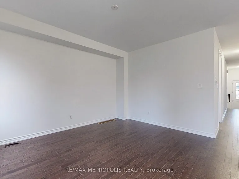 9 Caton Ln — Photo 9