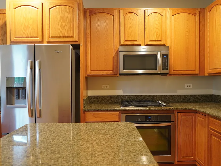 2664 Goldenrod Ln — Photo 6