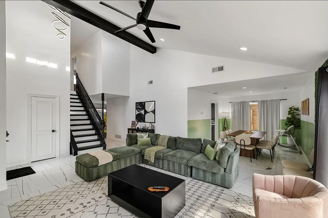4 bed, 2696 sqft, $4,000 — Photo 4
